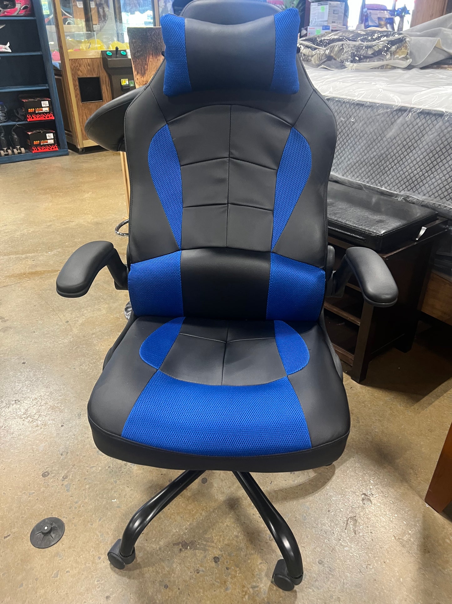 Office/gaming chairs