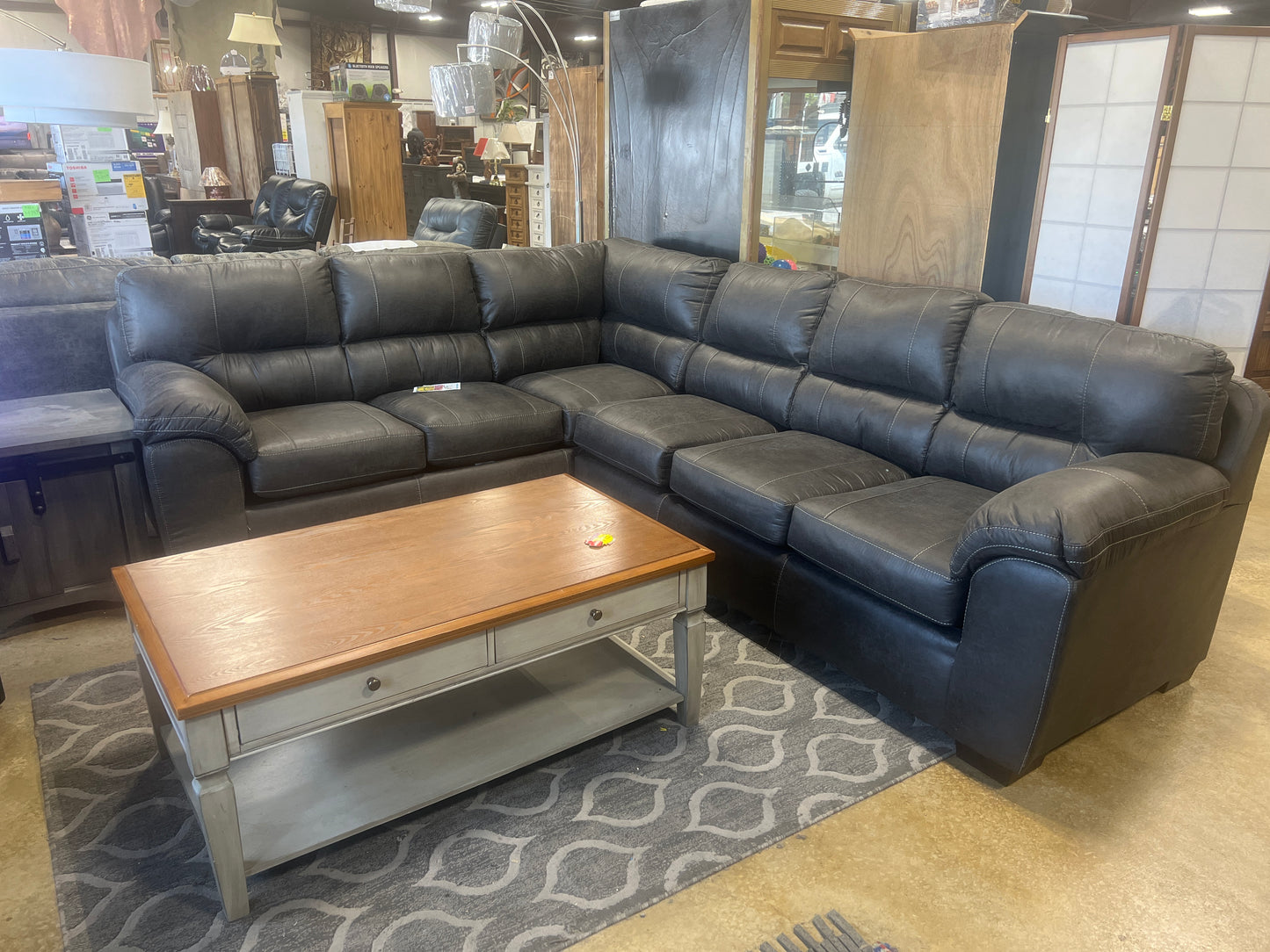 Sequoia grey ash sectional